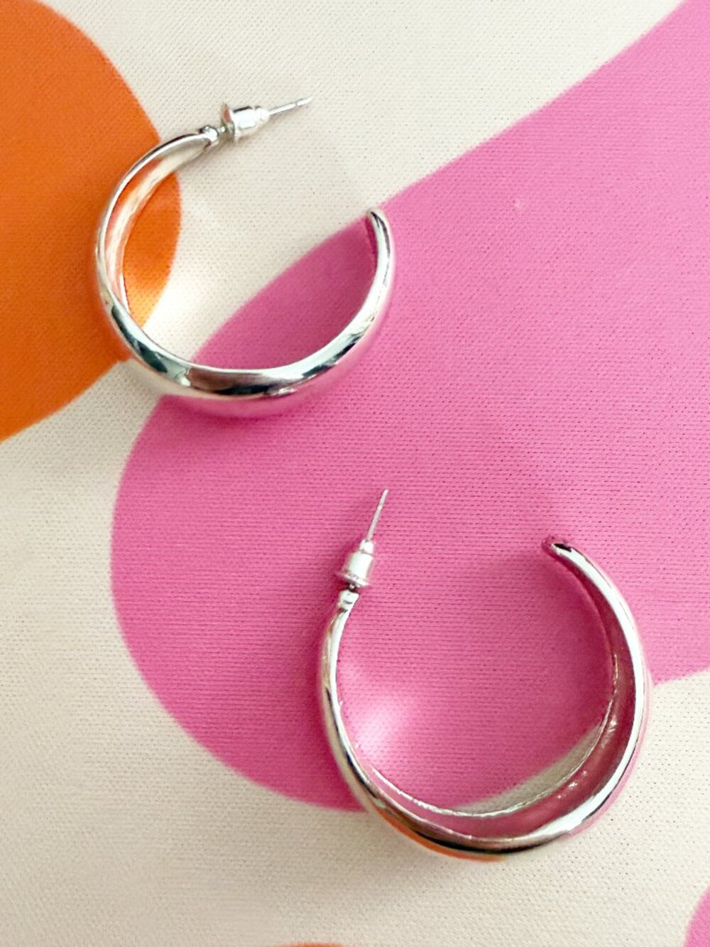 Silver Tone Chucky Hoop Earrings - Picture 1 of 6